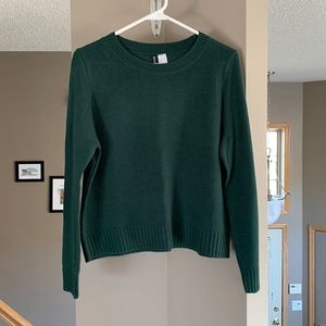 H&M Divided Green Cropped Sweater